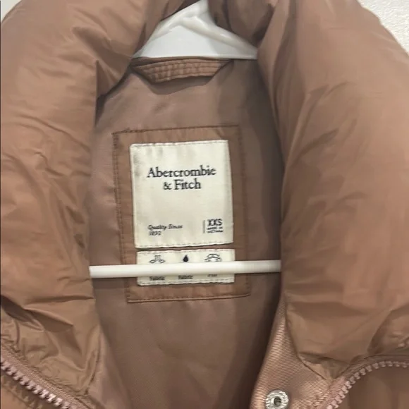 Abercrombie & Fitch Oversized Puffer Vest XXS - Picture 2 of 4